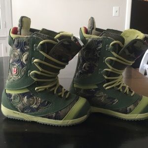 Burton snowboard boots